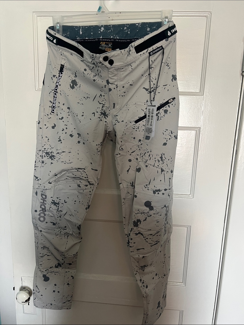 DHARCO Men’s Light Gray Splatter Ride Pants